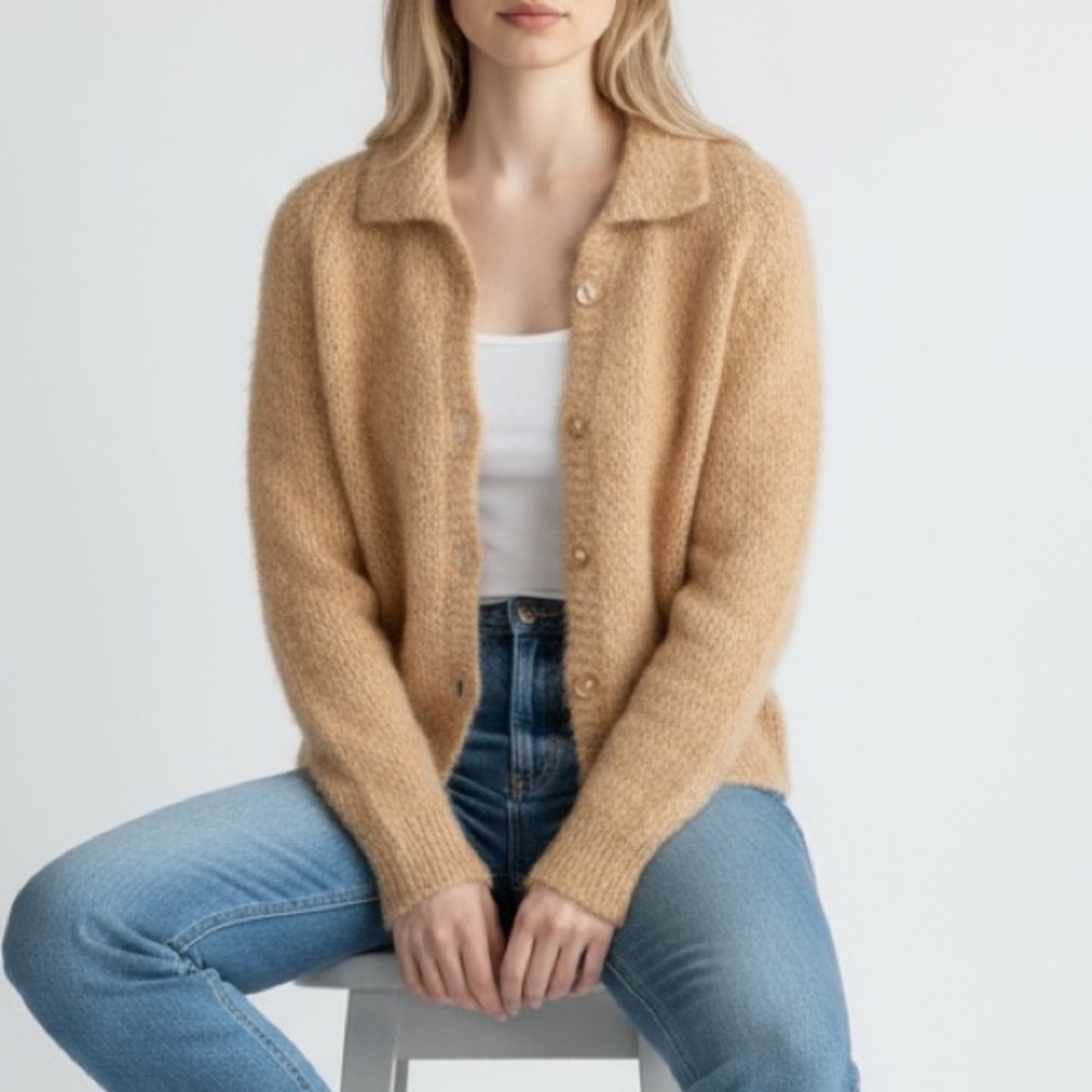 Hand knit Bouclé Collared Cardigan | Size S